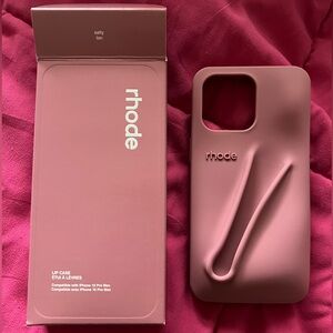 Salty Tan IPhone case! 15 pro max!! Rhode skin.